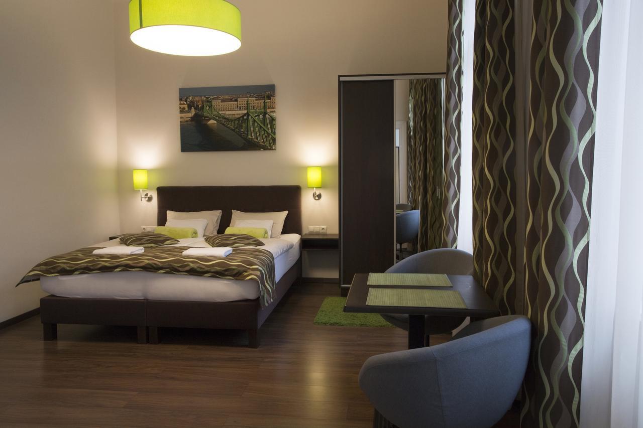 Walton Prime Apartment Budapest Esterno foto