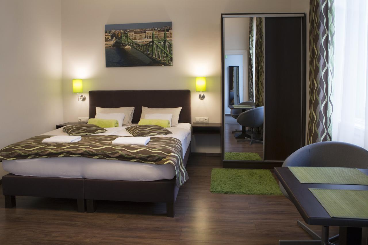 Walton Prime Apartment Budapest Esterno foto