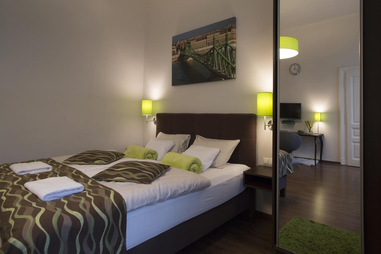 Walton Prime Apartment Budapest Esterno foto