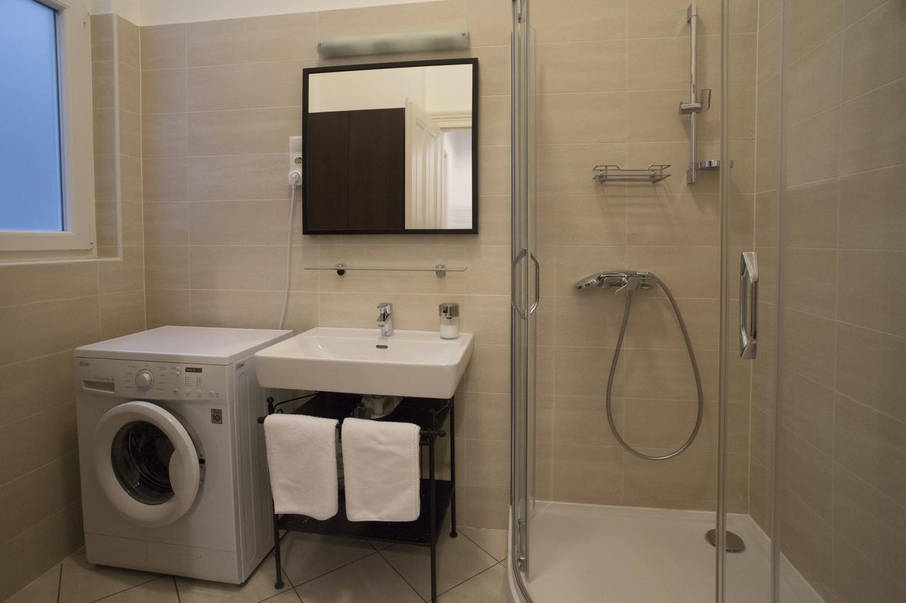 Walton Prime Apartment Budapest Esterno foto