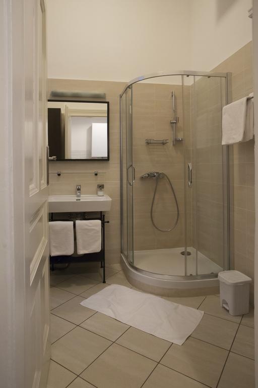 Walton Prime Apartment Budapest Esterno foto