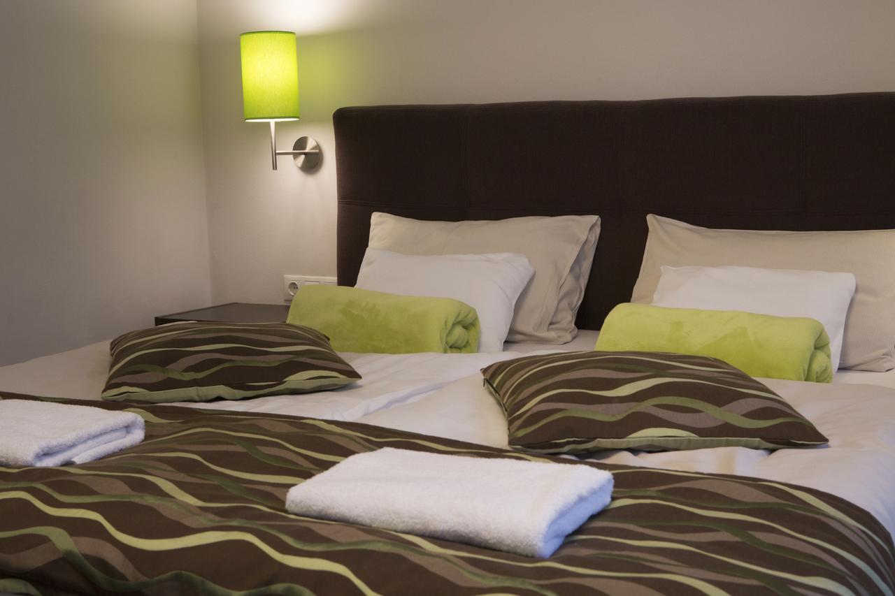 Walton Prime Apartment Budapest Esterno foto