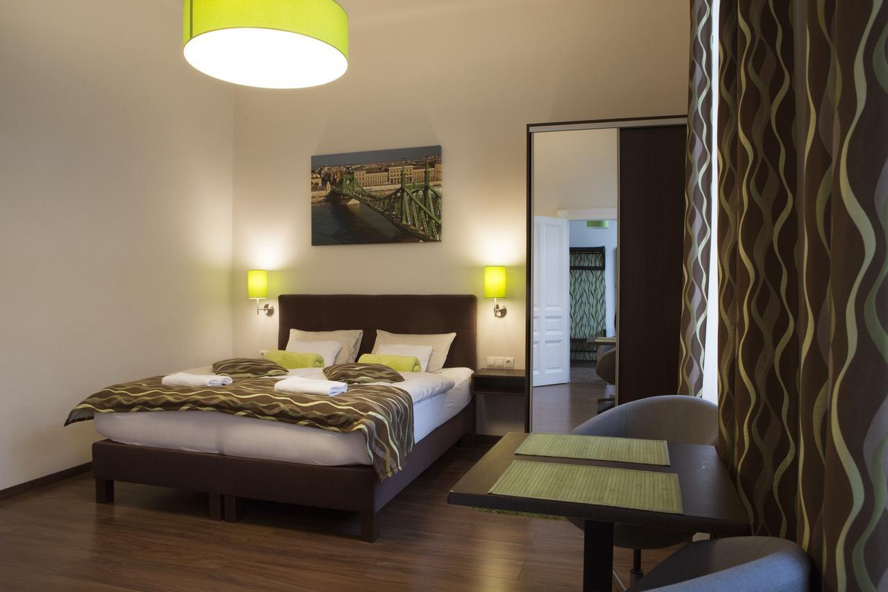 Walton Prime Apartment Budapest Esterno foto